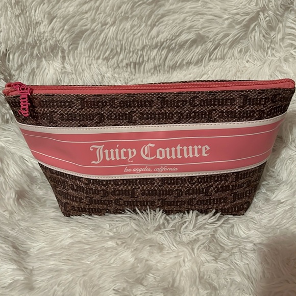 Juicy Couture Accessories - Juicy Couture Large Cosmetic Pouch